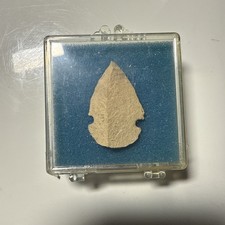 Mostly Rocks Genuine Hand-chipped Stone Arrow Head With Custom Case Made In USA