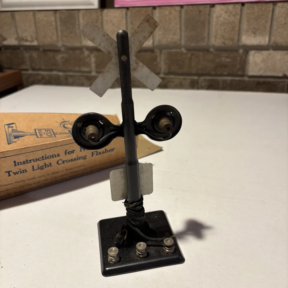 Vtg Marx Postwar 423 Crossing Signal VG O Scale Toy Train GCL - Image 2 of 4