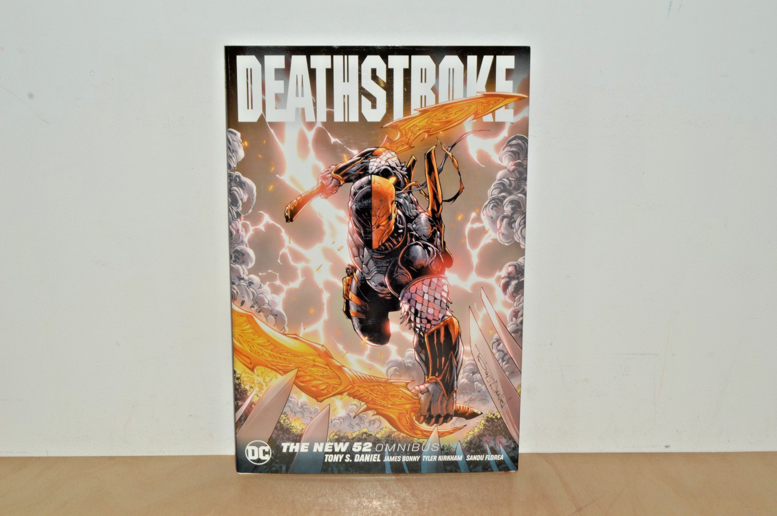 Deathstroke The New 52 Omnibus - Tony Daniel - DC Comics 2018 (#E1) 1st Ptg