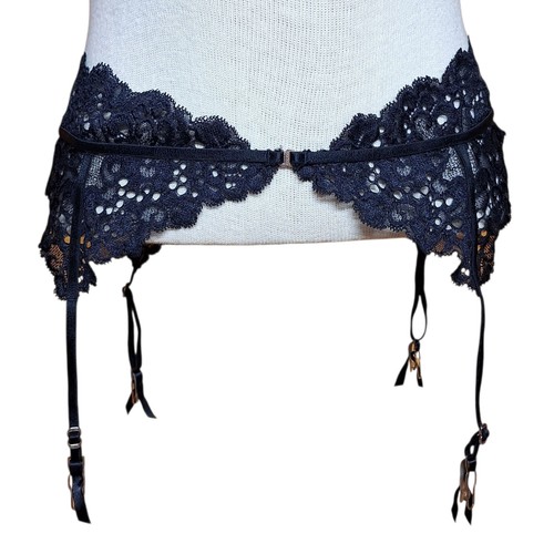 Victoria's Secret Sexy lace garter belt for stockings size M/L boudoir burlesque