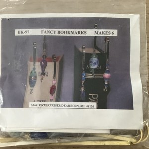 Opened Fancy bead kit to make 6 bookmarks Mac Enter-missing a few sm/md beads