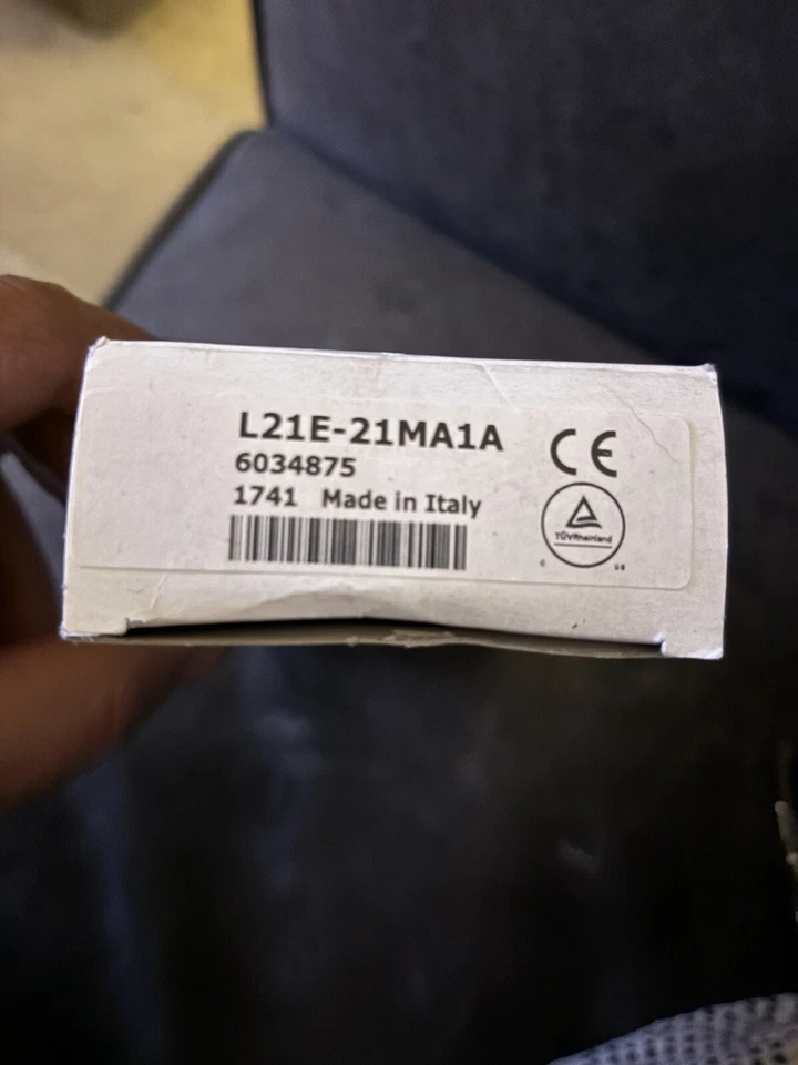 New in box Sick L21E-21MA1A Proximity safety switch 6034875 - Image 2 of 3