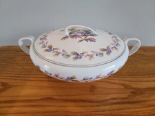 Vintage Noritake China Vegetable Bowl Round Soup Tureen with lid, Japan