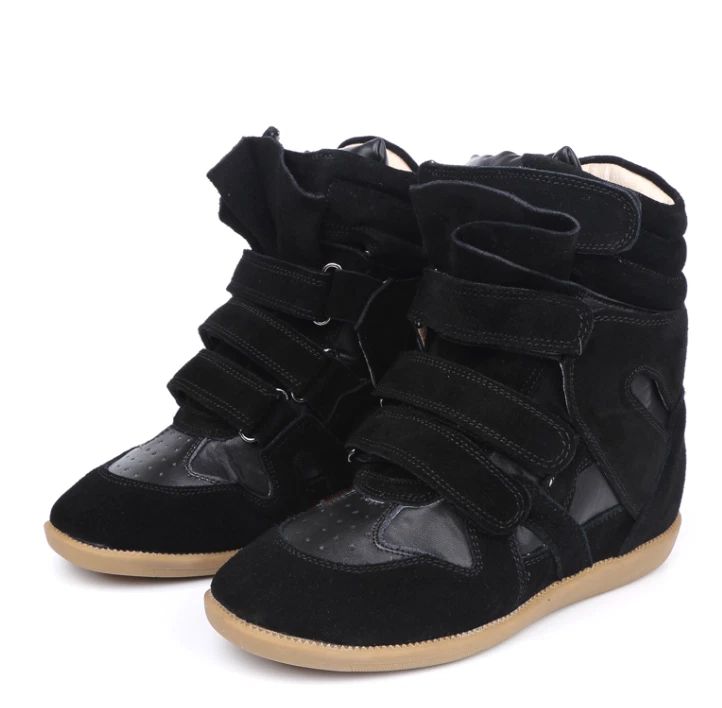 Zapatilla deportiva alta con cuña de cuero gamuza negro brillante inspirada en Isabel Marant Foto 2 de 4