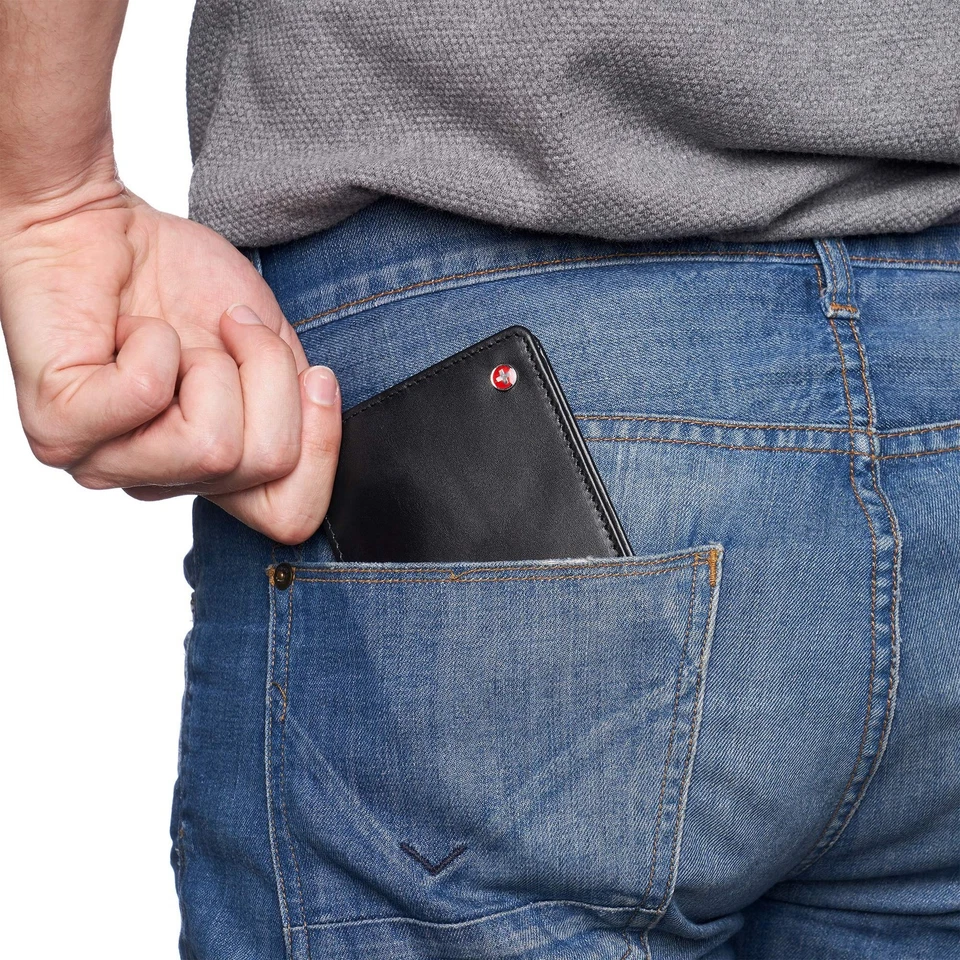 Connor Executive Bifold Wallet | Business Passcase for Men | Premium Leather ... - Image 3 of 4