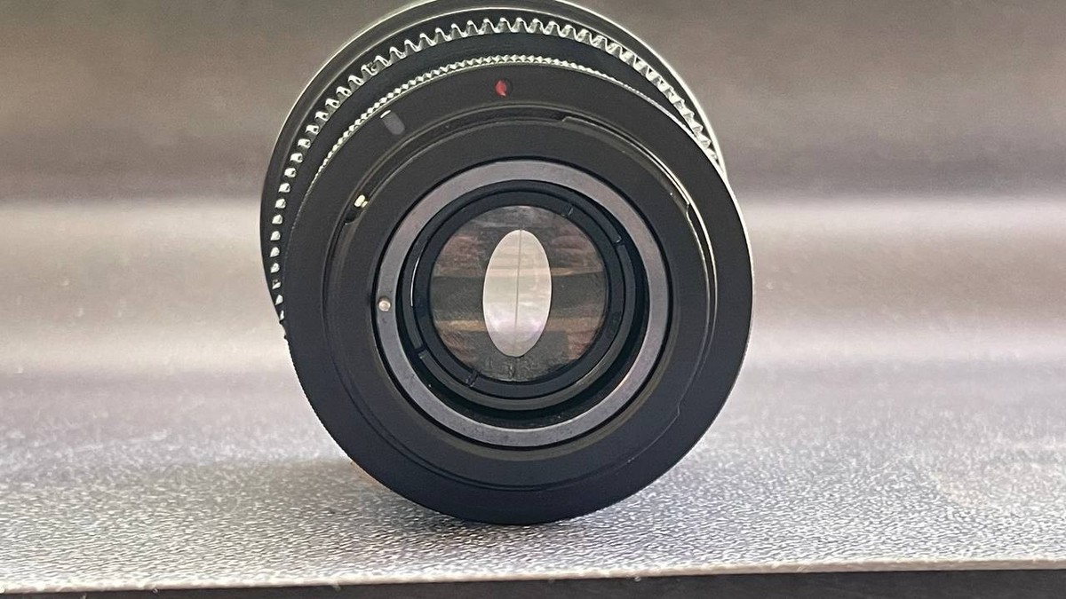 KMZ HELIOS 44 2/58mm Cine mod lens Anamorphic BOKEH & FLARE Canon