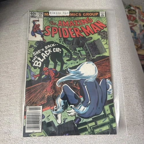 The Amazing Spider-Man #226 (Marvel Comics 1982) Black Cat But the Cat Came Back