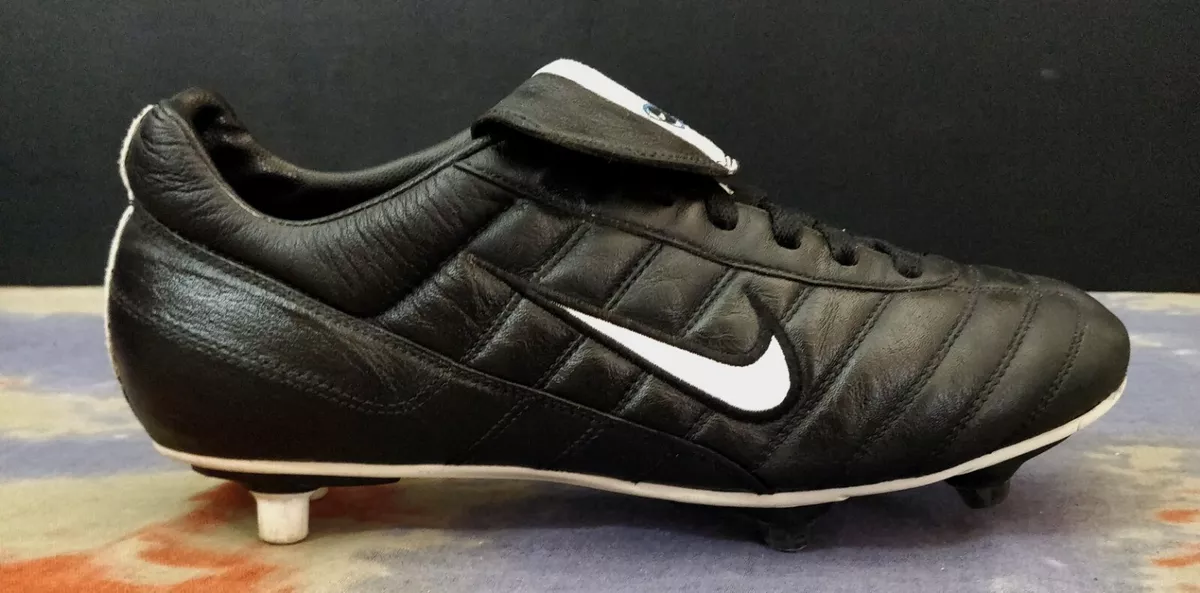 Mens retro football boots sale