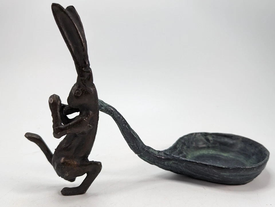 Vintage SPI Home Bunny Rabbit Pulling a Big Spoon Metal Garden Sculpture/Statue - Image 3 of 4