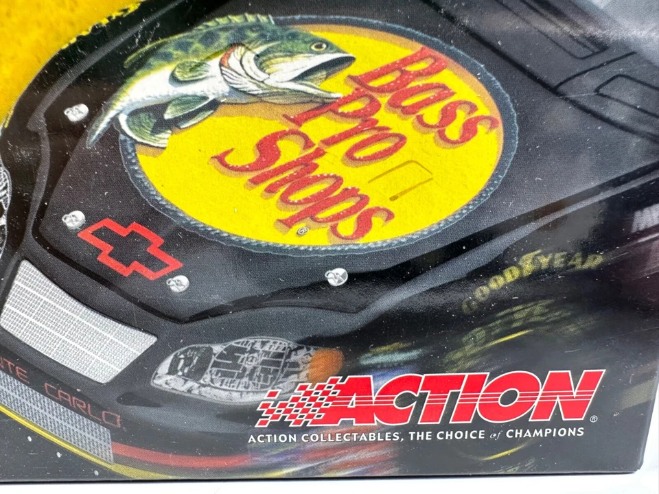 Martin Truex Jr #8 Bass Pro Shops 2005 Chevrolet Monte Carlo 1/24 Die Cast - Image 4 of 4