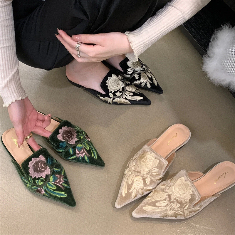 Womens Fashion Summer Pointy Toe Flowers Embroidery Mules Slip On