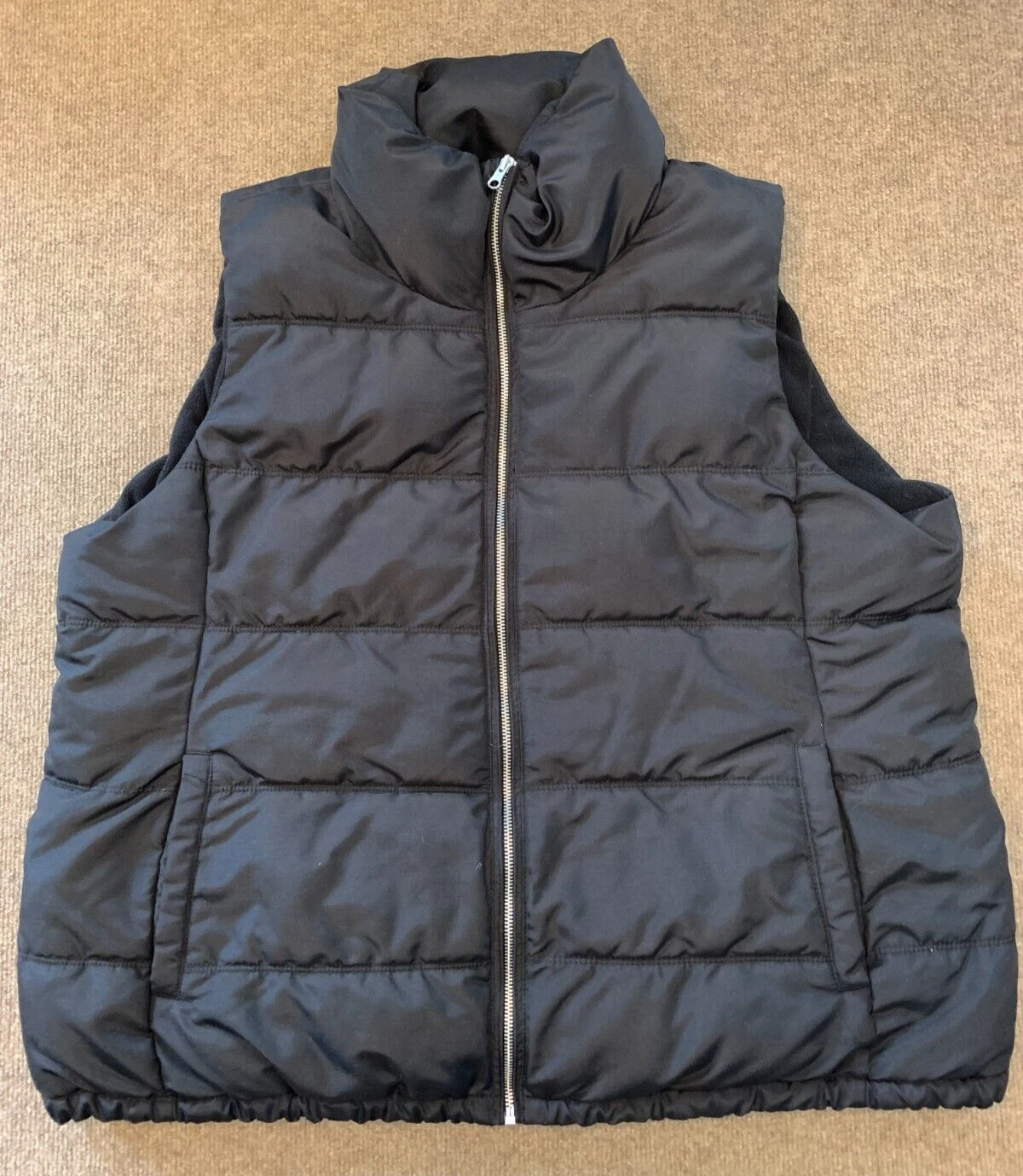 Old Navy Vest Mens 2XL Puffer Quilted Thick Black Lined Full Zip Hiking Camping