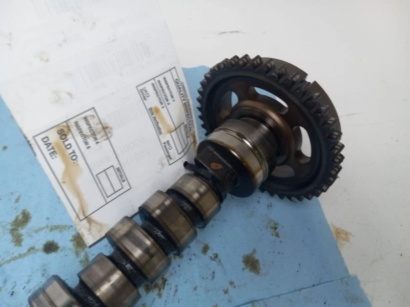 Chrysler Town Country 2007 árbol de levas Foto 4 de 4