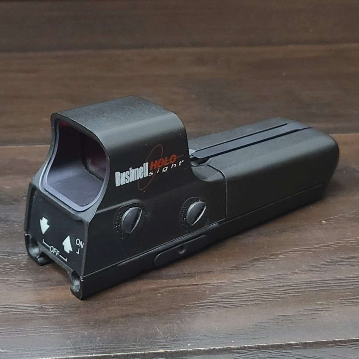 Bushnell Holo Sight  52-0021  - Made by EoTech - AA Batteries, Holographic