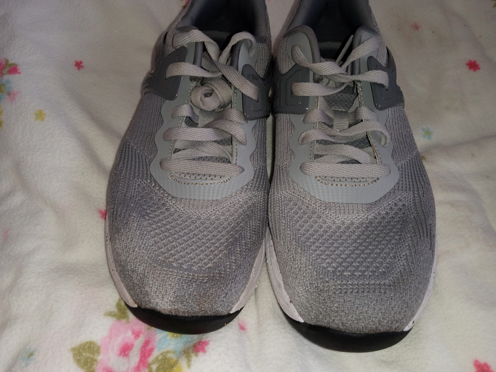 SAOLA Scarpe da ginnastica sportive basse Avia grigie stringate in maglia energy foam da uomo: taglia 8