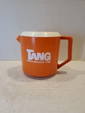 Vintage Tang Rubbermaid Pitcher Orange - 1 1/2 Quarts- 2745 