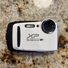 Fujifilm XP130 FinePix Waterproof Shockproof White Camera. WORKING.
