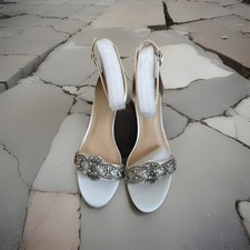 New Betsey Johnson Ivory Heels 8.5