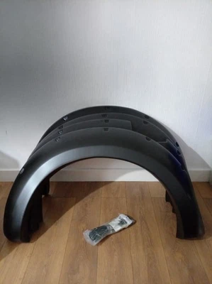 DYNAMIC PARTS New OE Fender Flares Wheel Arch Trim Set Pair 4pcs for Nissan Navara 2015+