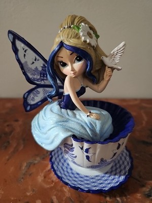 Bradford Exchange ''Perfect Romance'' Blue Willow Angel Fairy Teacup Figurine