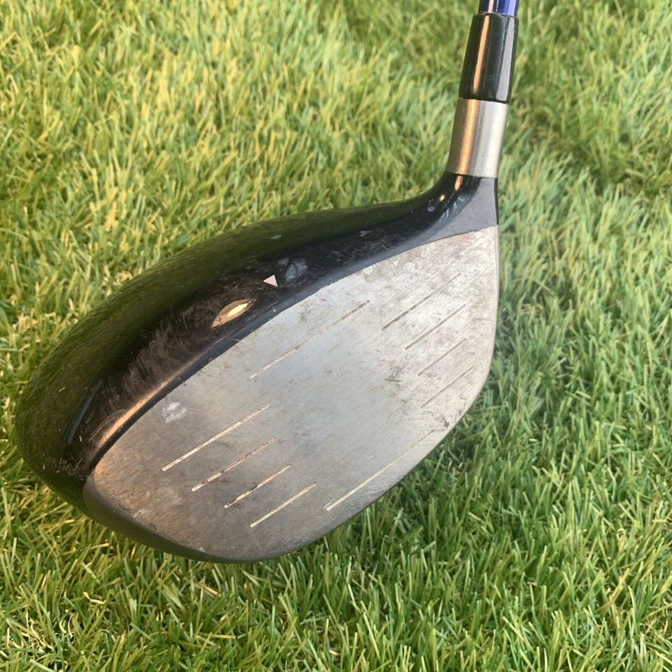 Driver Adams GT3 Titanium 454 cc 10* diestro Adams GT3 súper eje regular grafito Foto 2 de 4