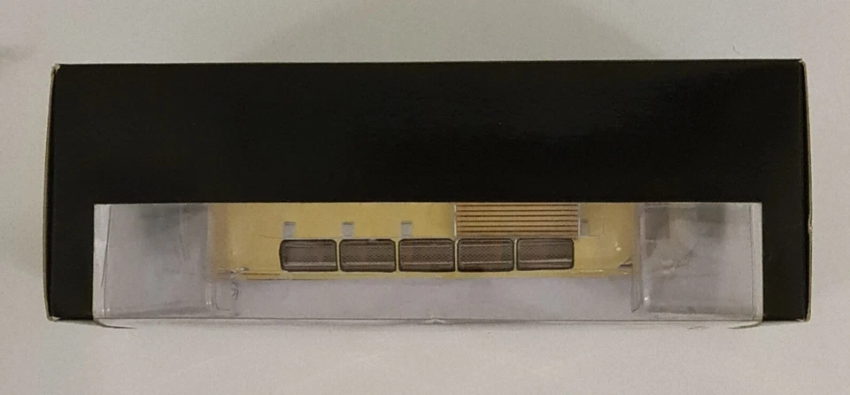 MINICHAMPS die cast 1:43 SETRA S8 Bus REDBEIGE limited edition 3024 items NEW - Image 3 of 4