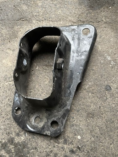 Querlenker Lagerbock hinten VW Golf Passat Tiguan Touran AUDI A3 8V 1K0505130L