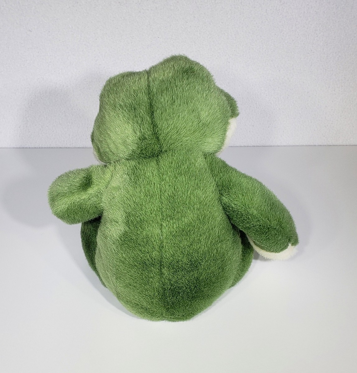 Russ Berrie Fraggles Green Frog Orange Eyes Beanbag Plush Stuffed