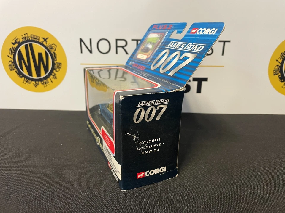 CORGI TY95501 GOLDENEYE BMW Z3 007 GOLDENEYE JAMES BOND - Image 2 of 2