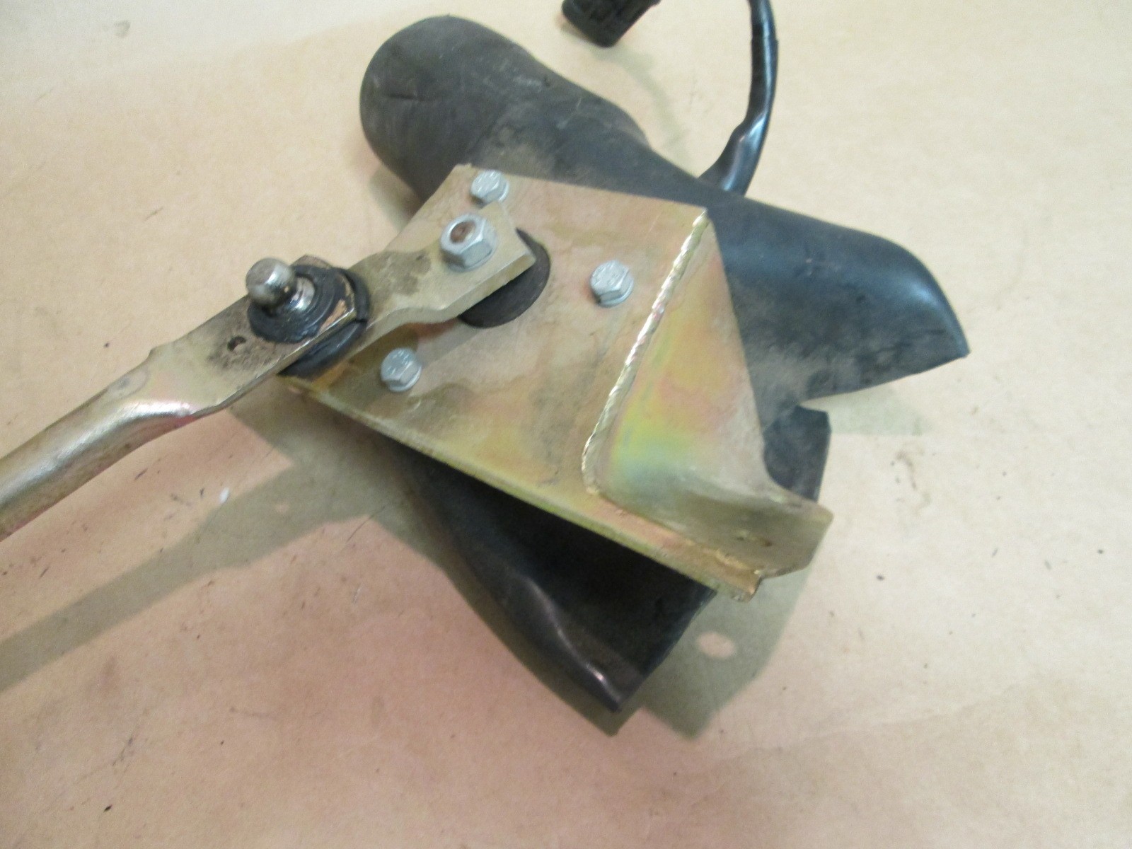 Ferrari 360,430 - Wiper Motor & Linkage Arm # 63780200