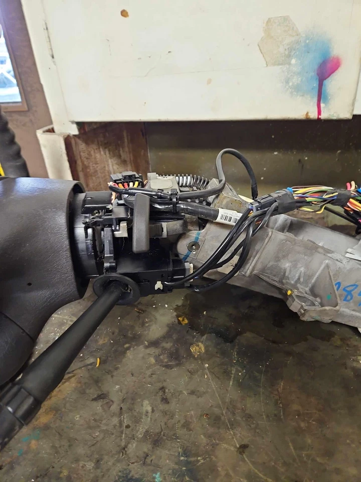 03-05 ISUZU ASCENDER 02-05 TRAILBLAZER Columna de dirección sin llave (sin bolsa) Foto 2 de 4