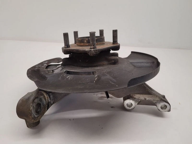 Оригинальный передний левый кулак шпинделя в сборе для Nissan Maxima 2009-2022 годов выпуска - Изображение 2 из 4