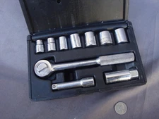 Vintage SK 10 Pc 3/8 Metric Socket & Ratchet Set Black Box