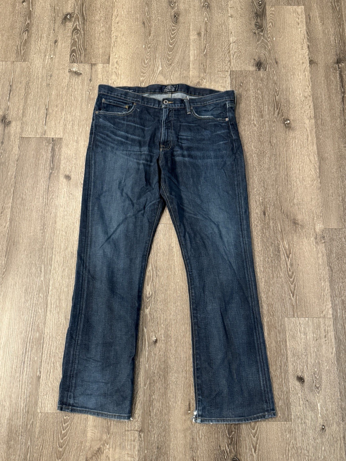 Mens Size 38x32 Blue Dark Wash Denim Pants