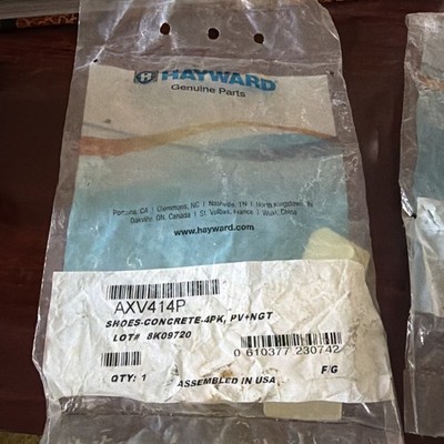 Hayward Navigator Pool Vacuum Cleaner 4-Pack AXV414P