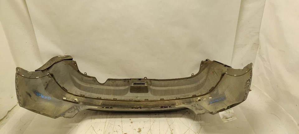 GRY REAR BUMPER ASSEMBLY 2013-2014 NISSAN JUKE Foto 4 de 4