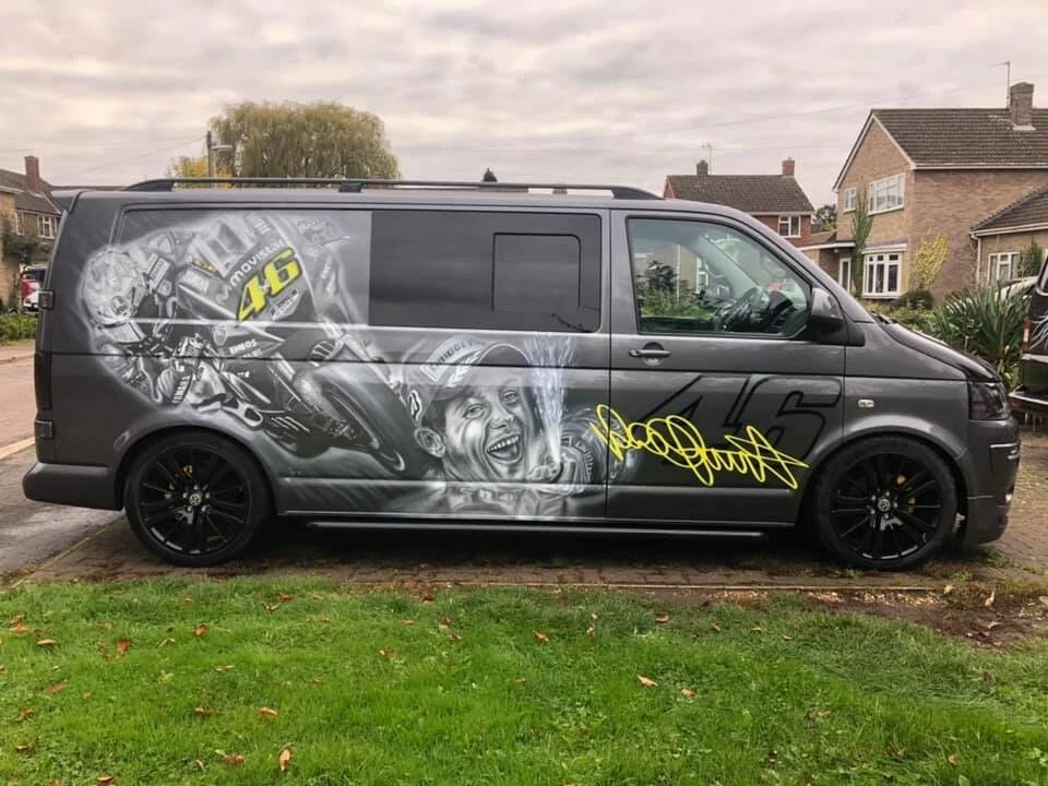 Valentino Rossi One Off Special VW Transporter T5.1 Combi Van - Picture 2 of 8