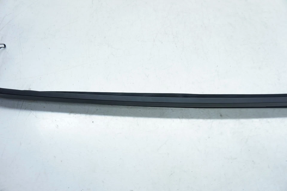 Audi Q7 2017-2019 OEM techo corredizo conjunto deflector de viento Foto 3 de 4