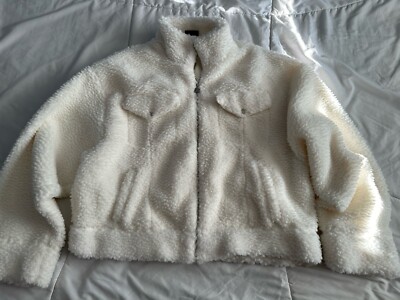 Nike Jordan Women's White Faux Fur Cropped Jacket FD7168-133 - Main Image