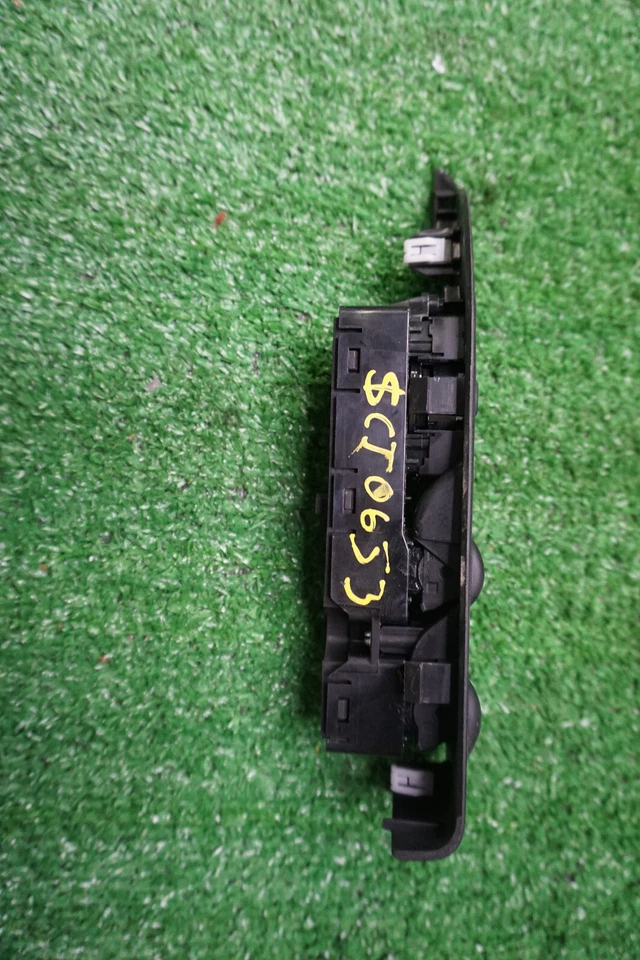 Interruptor de ventana delantero izquierdo Lincoln MKC 2015 2016 2017 OEM EJ7B14A566A Foto 3 de 4