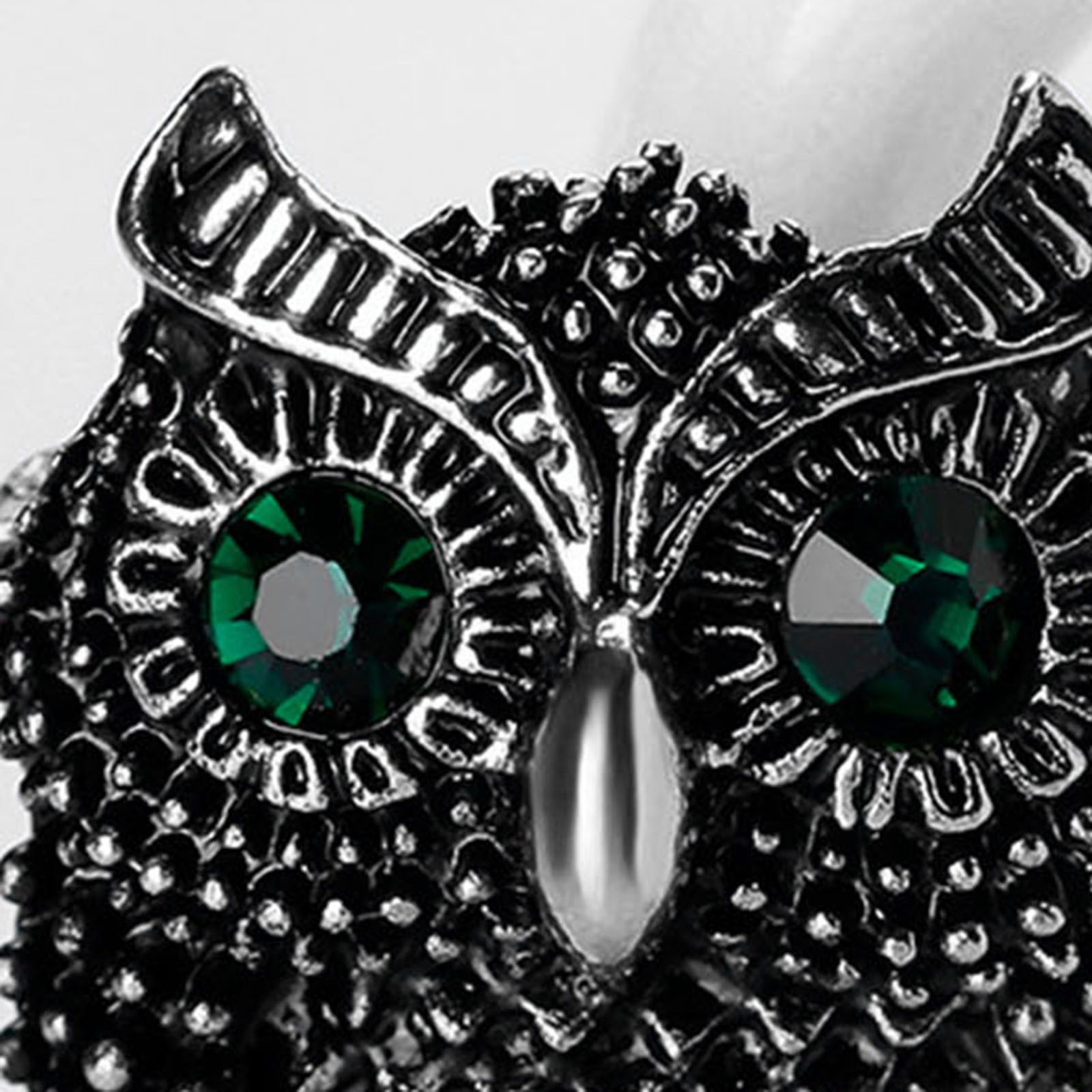 Shining Owl Shape Brooch Rhinestones Suit Jacket Lapel Pin Shimmering