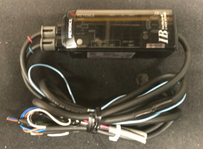 Keyence IB-1000  Intelligent-B Laser Amplifier 10-30 VDC 100 mA