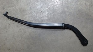 Scheibenwischerarm Wischerarm Rechts BMW 318d DPF Touring Bj 2008 E90 / E91/