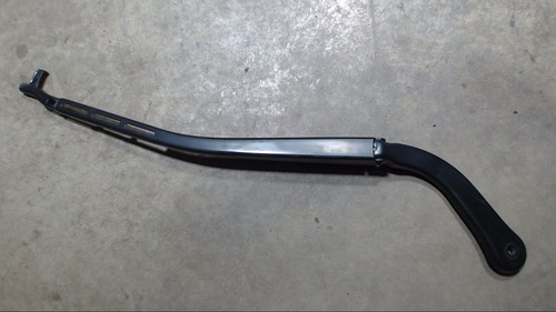 Scheibenwischerarm Wischerarm Rechts BMW 318d DPF Touring Bj 2008 E90 / E91/