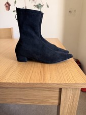Luxury  Black Sock Boots – Stretch Suede Look – Pointed Toe Size 7 Chic & Comfy