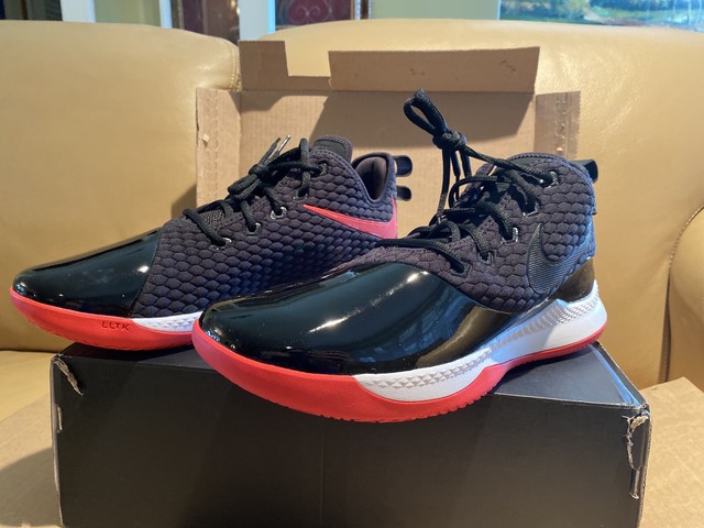 lebron witness iii premium
