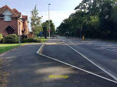 Photo 6x4 Changes on Banbury Road, Warwick The recent relocation of King& c2020