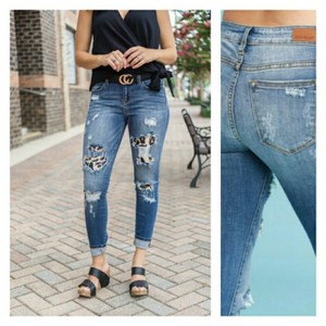 judy blue jeans with leopard