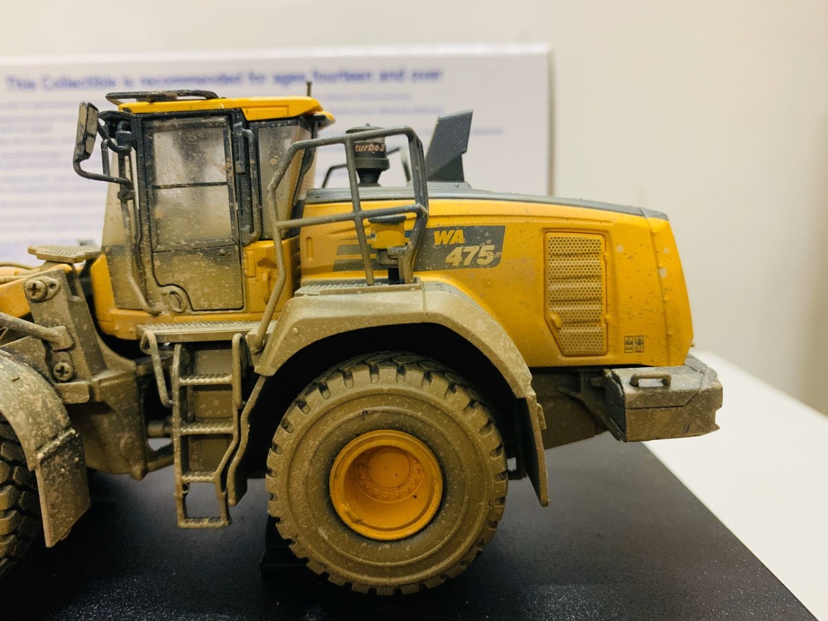 Komatsu WA475-10 Wheel Loader Muddy Version 1:50 Scale