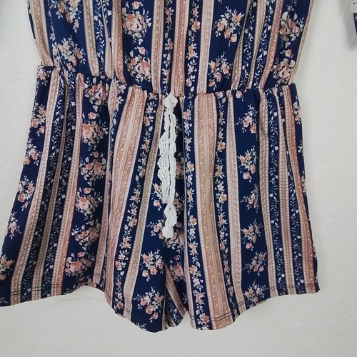 Heart & Arrow Girl Floral Stripe Romper Size M (10) Blue Pink Boho Ruffle Sleeve - Picture 3 of 10